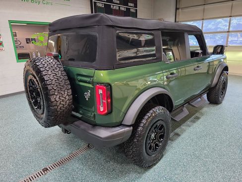 Used 2023 Ford Bronco Badlands AWD/4WD image 6