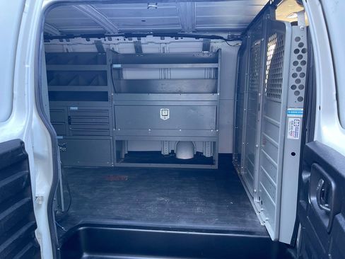 Used 2014 Chevrolet Express 1500 RWD image 24