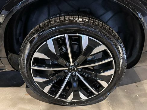 Used 2026 Volvo XC90 B6 Ultra AWD/4WD image 12
