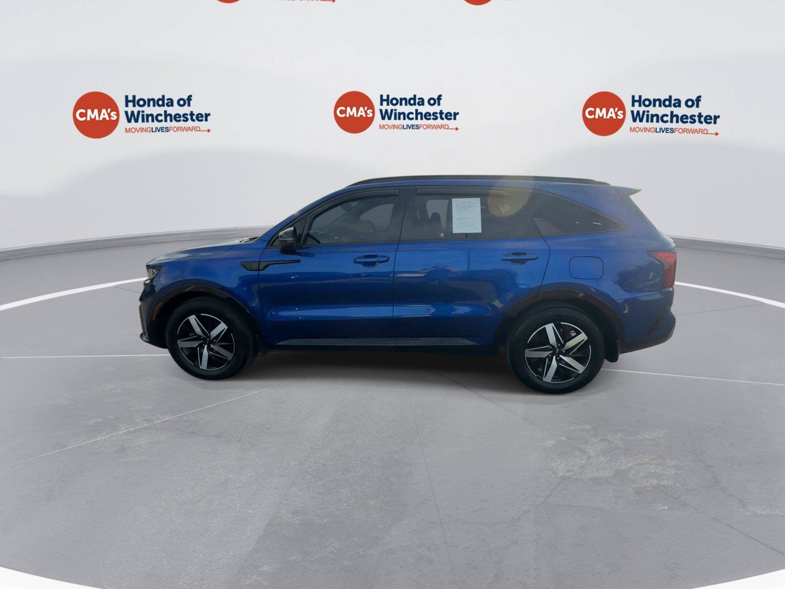 Used 2023 Kia Sorento S w/ Panoramic Sunroof Package FWD image 5