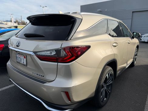 Used 2019 Lexus RX 450hL Premium w/ Premium Package image 18