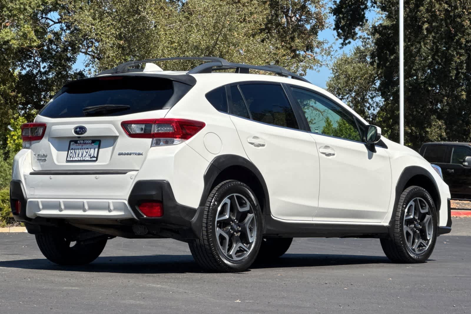 Used 2020 Subaru Crosstrek 2.0i Limited w/ Moonroof Package w/Navigation AWD/4WD image 2
