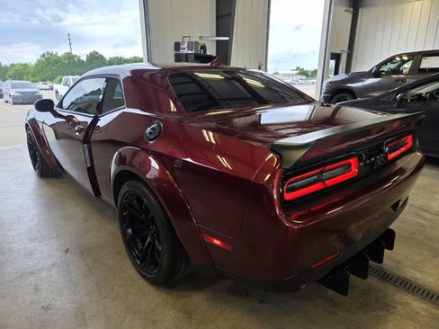 Used 2022 Dodge Challenger SRT Hellcat RWD image 2