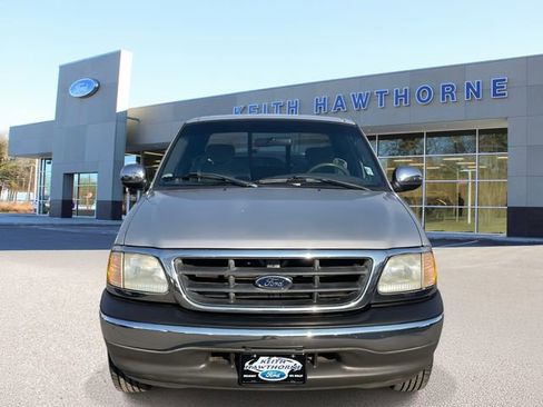 Used 2002 Ford F150 XLT image 2