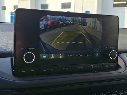 Used 2025 Honda Accord SE image 19
