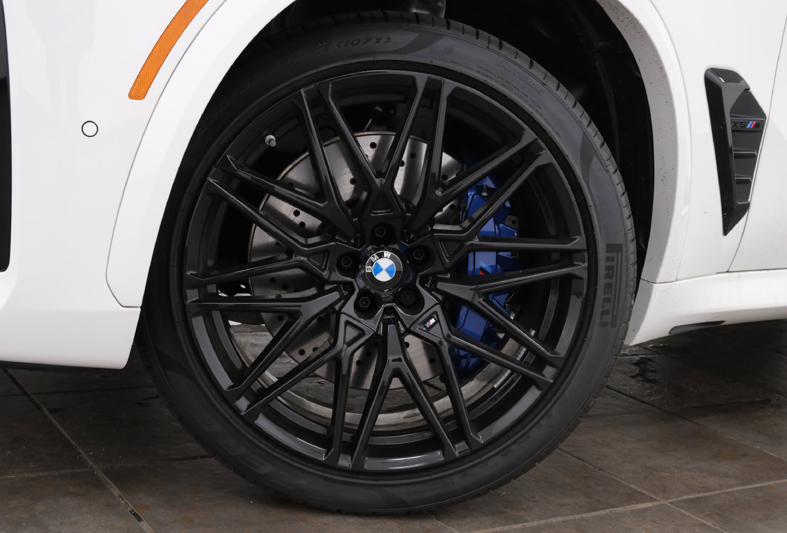 New 2026 BMW X5 M Competition w/ Executive Package AWD/4WD image 2