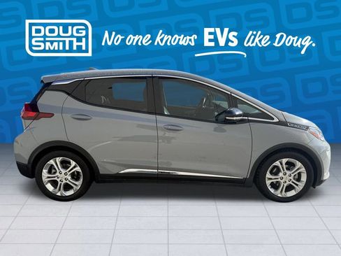Used 2020 Chevrolet Bolt LT image 5