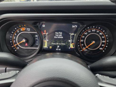 New 2026 Jeep Wrangler Unlimited Rubicon image 13