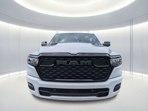 New 2026 RAM 1500 Express AWD/4WD image 9