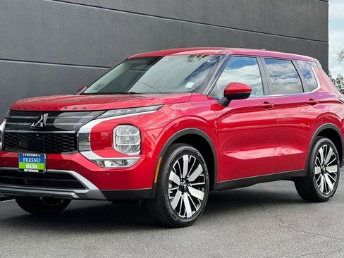 New 2026 Mitsubishi Outlander SE FWD image 9