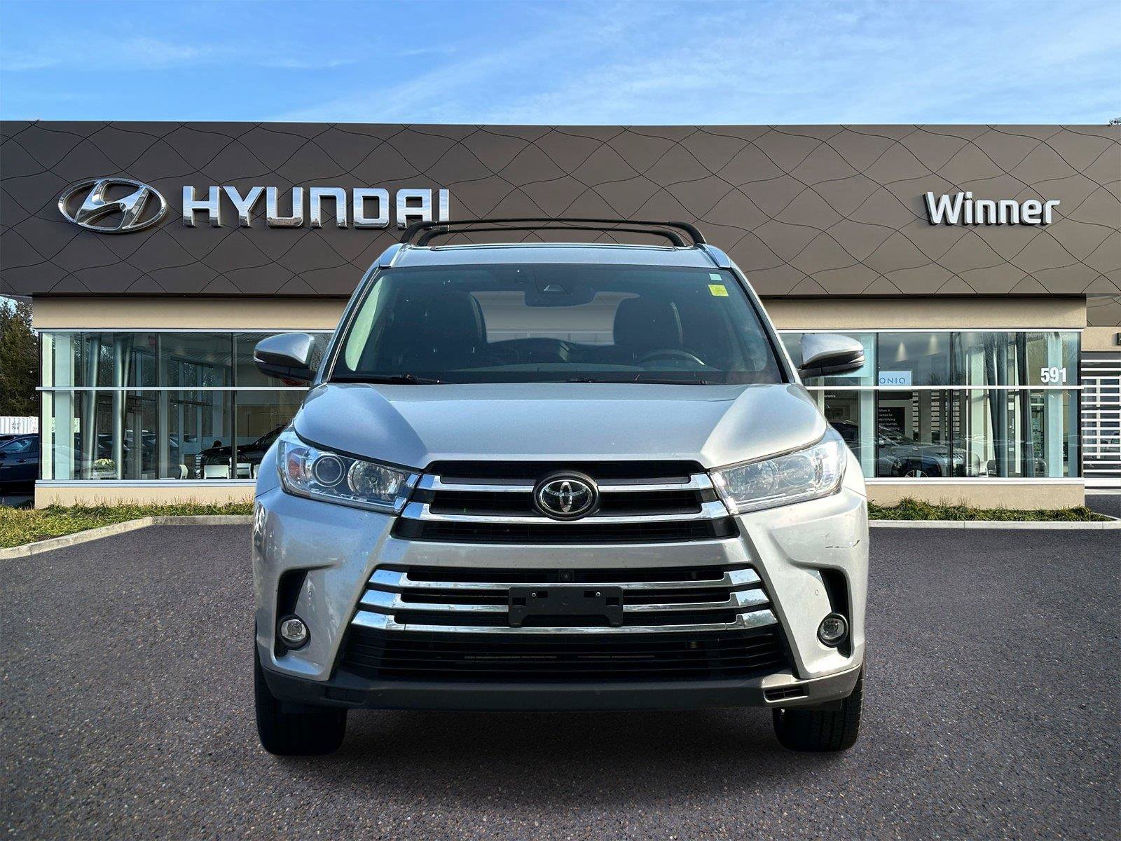 Used 2019 Toyota Highlander Limited Platinum AWD/4WD image 6