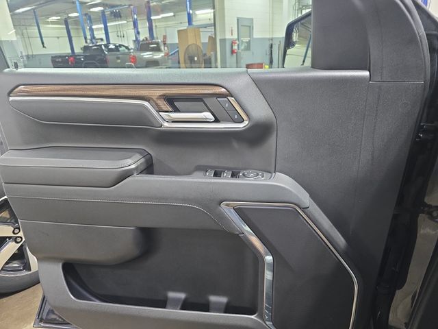 Used 2024 Chevrolet Silverado 1500 RST w/ Protection Package AWD/4WD image 28