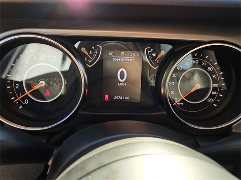 Used 2023 Jeep Gladiator Sport image 20