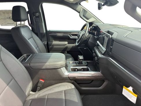 New 2026 Chevrolet Silverado 1500 LTZ w/ Technology Package image 13