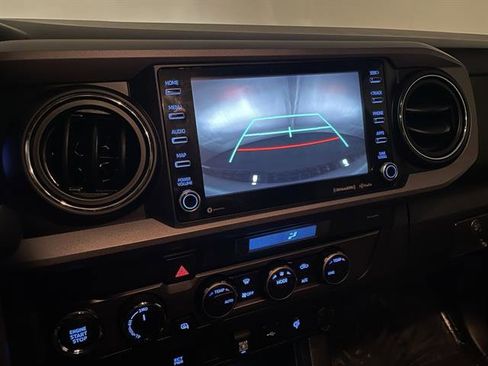 Certified 2022 Toyota Tacoma TRD Sport image 18