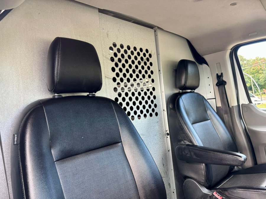 Used 2023 Ford Transit 250 Low Roof w/ Load Area Protection Package RWD image 16