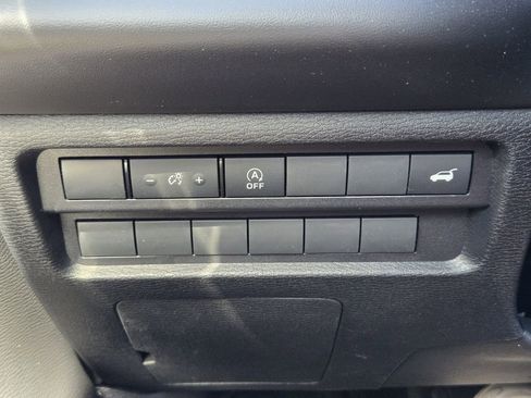 New 2026 Mitsubishi Outlander SE image 17