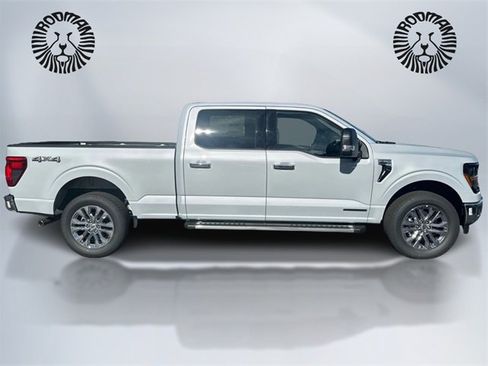 New 2025 Ford F150 XLT w/ Equipment Group 302A MID image 4