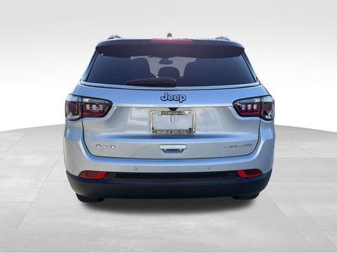 Used 2026 Jeep Compass Limited AWD/4WD image 6