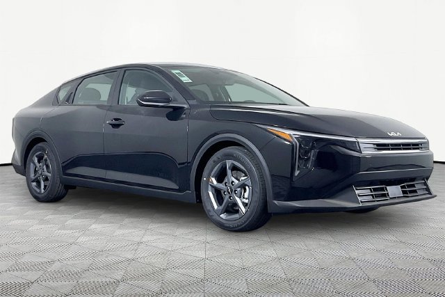 New 2026 Kia K4 FWD image 3