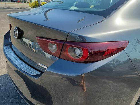Used 2025 MAZDA MAZDA3 s FWD image 11