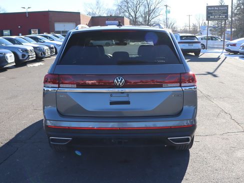 Used 2024 Volkswagen Atlas SEL image 6