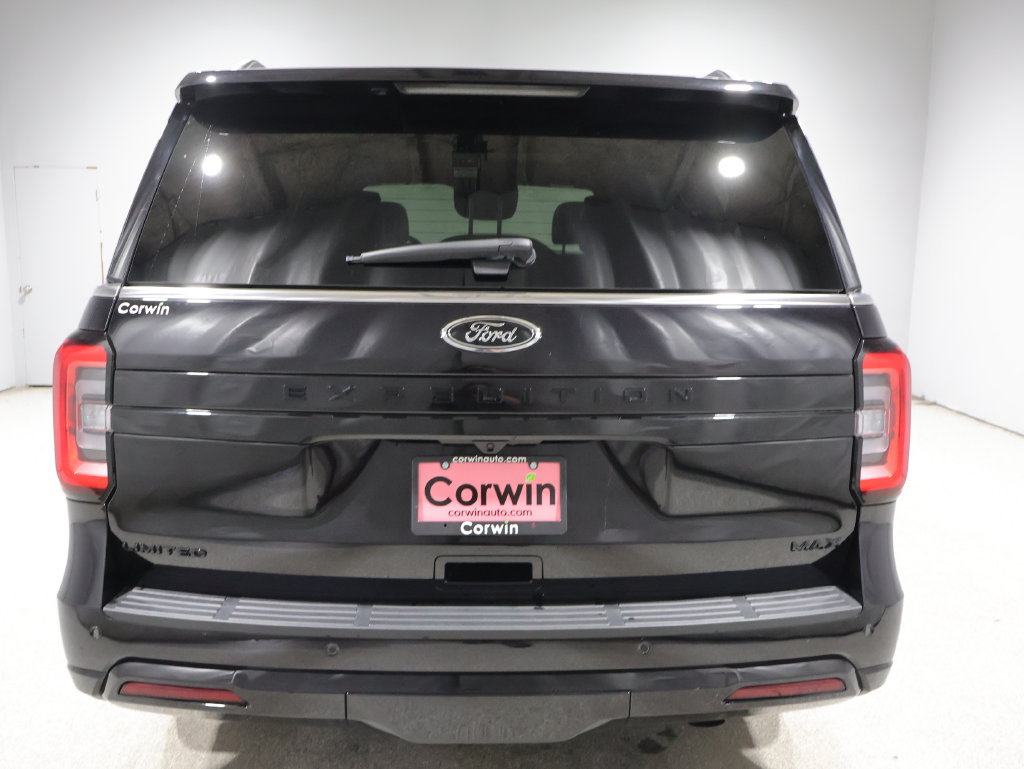 Used 2024 Ford Expedition Max Limited AWD/4WD image 3