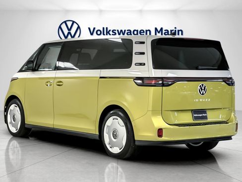 New 2025 Volkswagen ID. Buzz 1st Edition image 3