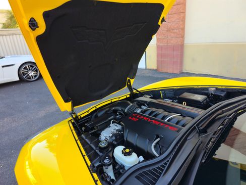 Used 2010 Chevrolet Corvette Convertible w/ Preferred Equipment Group image 35