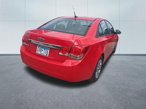 Used 2014 Chevrolet Cruze LS image 3