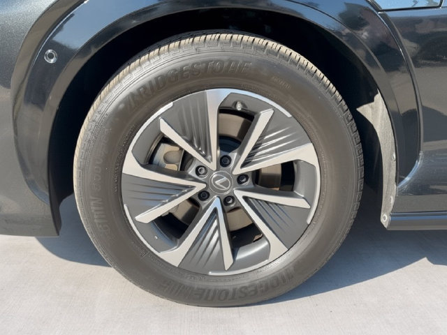 Used 2023 Lexus RZ 450e Premium w/ Technology Package AWD/4WD image 11
