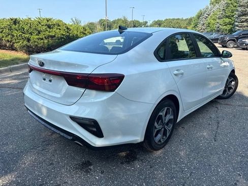 Used 2021 Kia Forte LXS FWD image 3