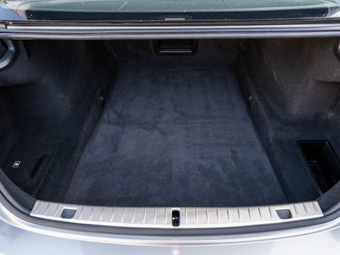 Used 2020 BMW 750i xDrive w/ Executive Package image 35