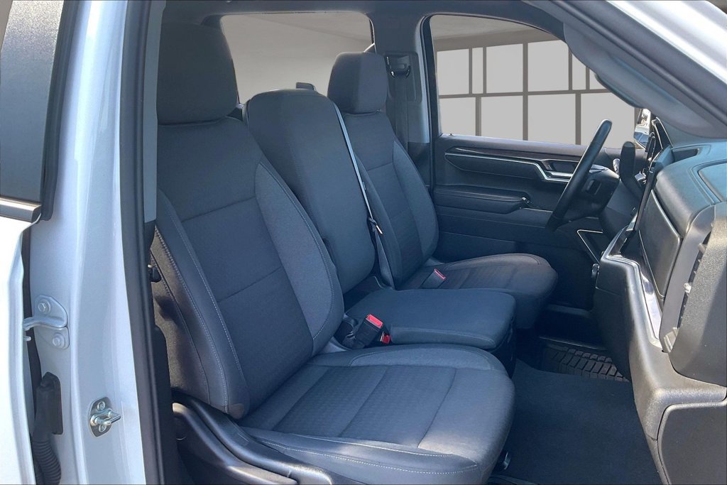 Used 2026 Chevrolet Silverado 1500 RST RWD image 28