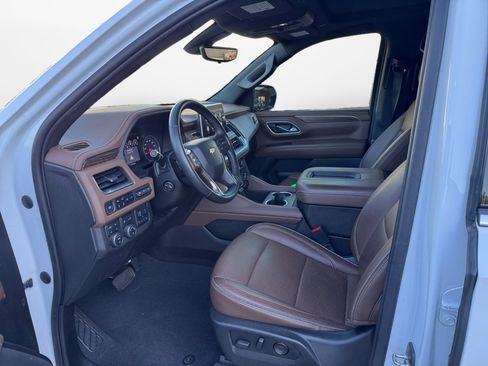 Used 2021 Chevrolet Tahoe High Country AWD/4WD image 11