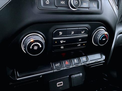 Used 2020 Chevrolet Silverado 1500 W/T w/ WT Fleet Convenience Package image 33