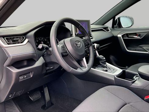 Used 2023 Toyota RAV4 SE AWD/4WD image 18