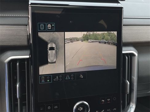 New 2026 GMC Acadia Denali w/ Super Cruise Package image 15