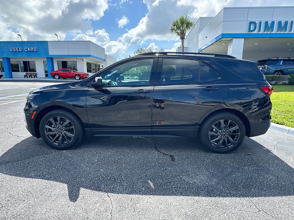 Used 2023 Chevrolet Equinox RS FWD image 8