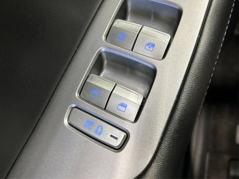 Used 2025 Hyundai Palisade Limited FWD image 31