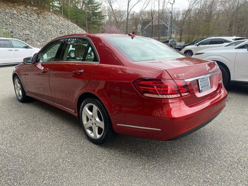 Used 2016 Mercedes-Benz E 350 4MATIC Sedan image 3