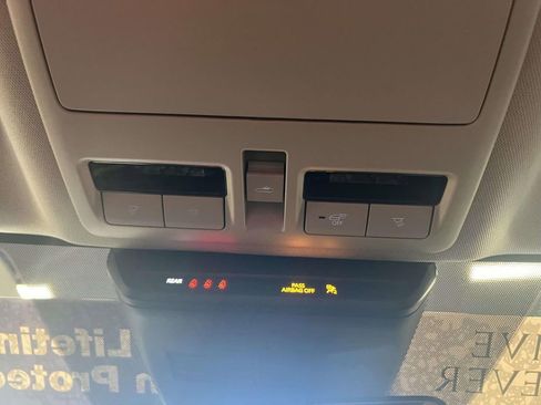 Used 2023 MAZDA CX-50 AWD 2.5 Turbo w/ Premium Pkg image 32