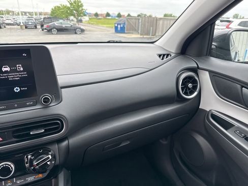 Used 2023 Hyundai Kona SEL AWD/4WD image 26