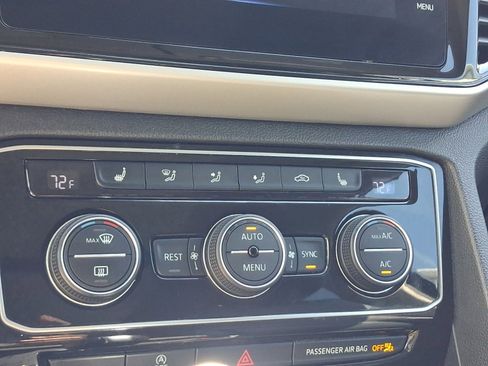 Used 2023 Volkswagen Atlas SEL image 17