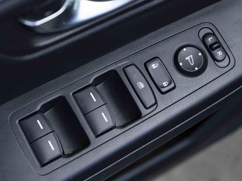 Used 2025 Honda CR-V Sport-L image 38