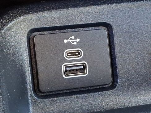 Used 2022 Ford Transit Connect XL image 25