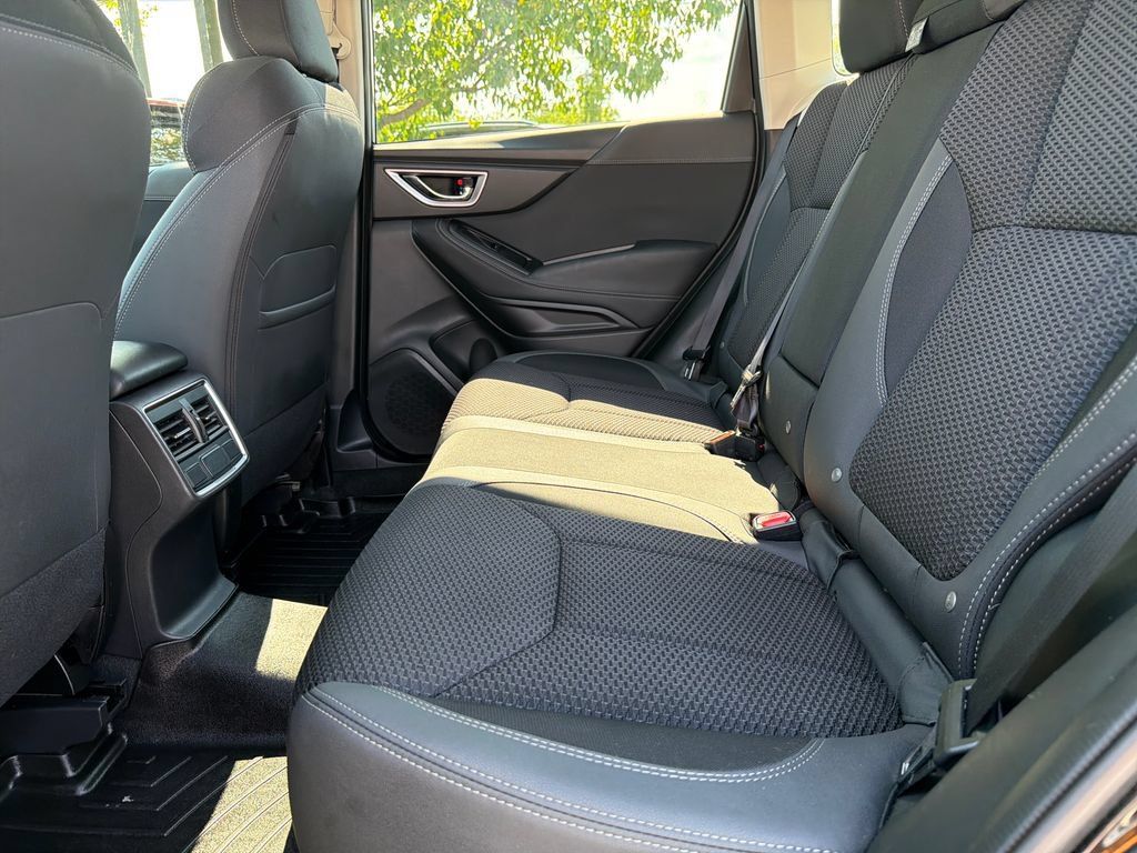Certified 2024 Subaru Forester Premium AWD/4WD image 24