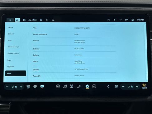 Used 2023 Rivian R1T Adventure image 31