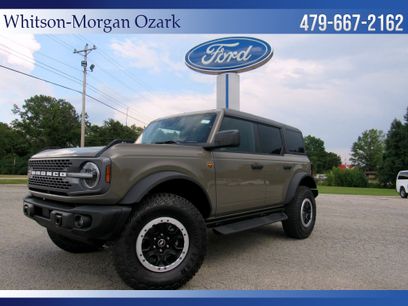 New 2025 Ford Bronco Badlands w/ Sasquatch Package