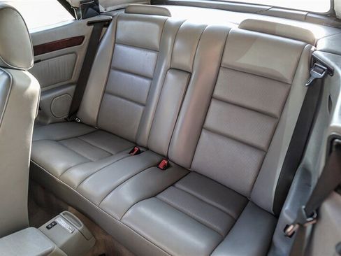 Used 1995 Mercedes-Benz E 320 Convertible image 49